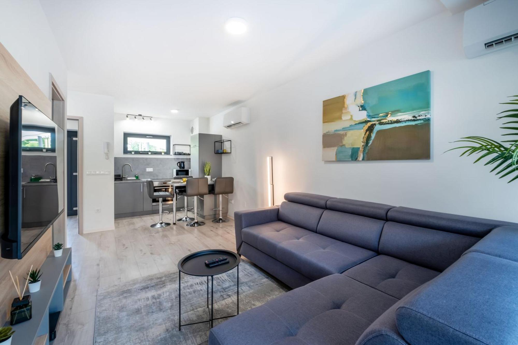 Casa Romana Apartmanok Siofok By Bltn Exterior photo