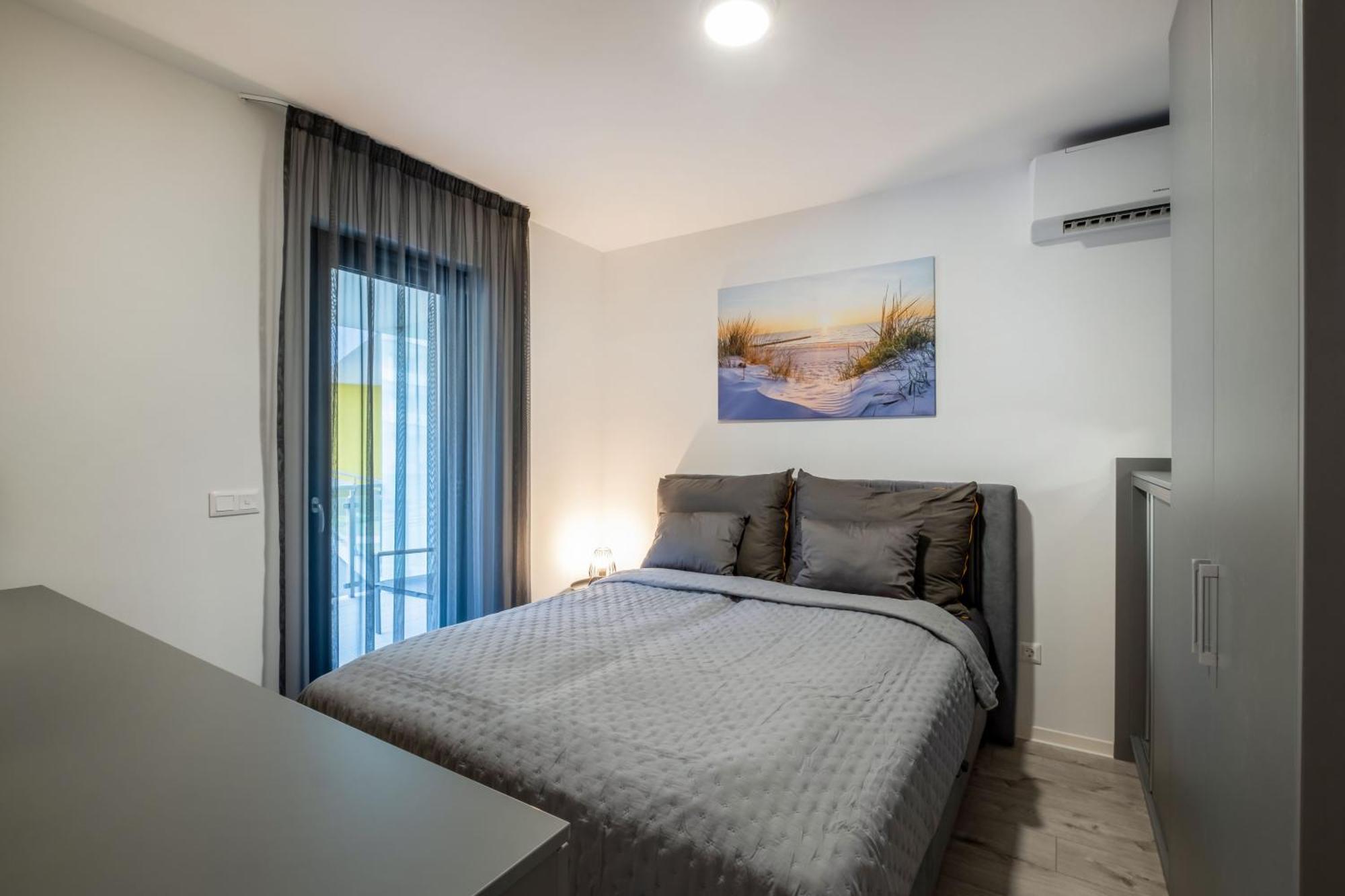 Casa Romana Apartmanok Siofok By Bltn Exterior photo