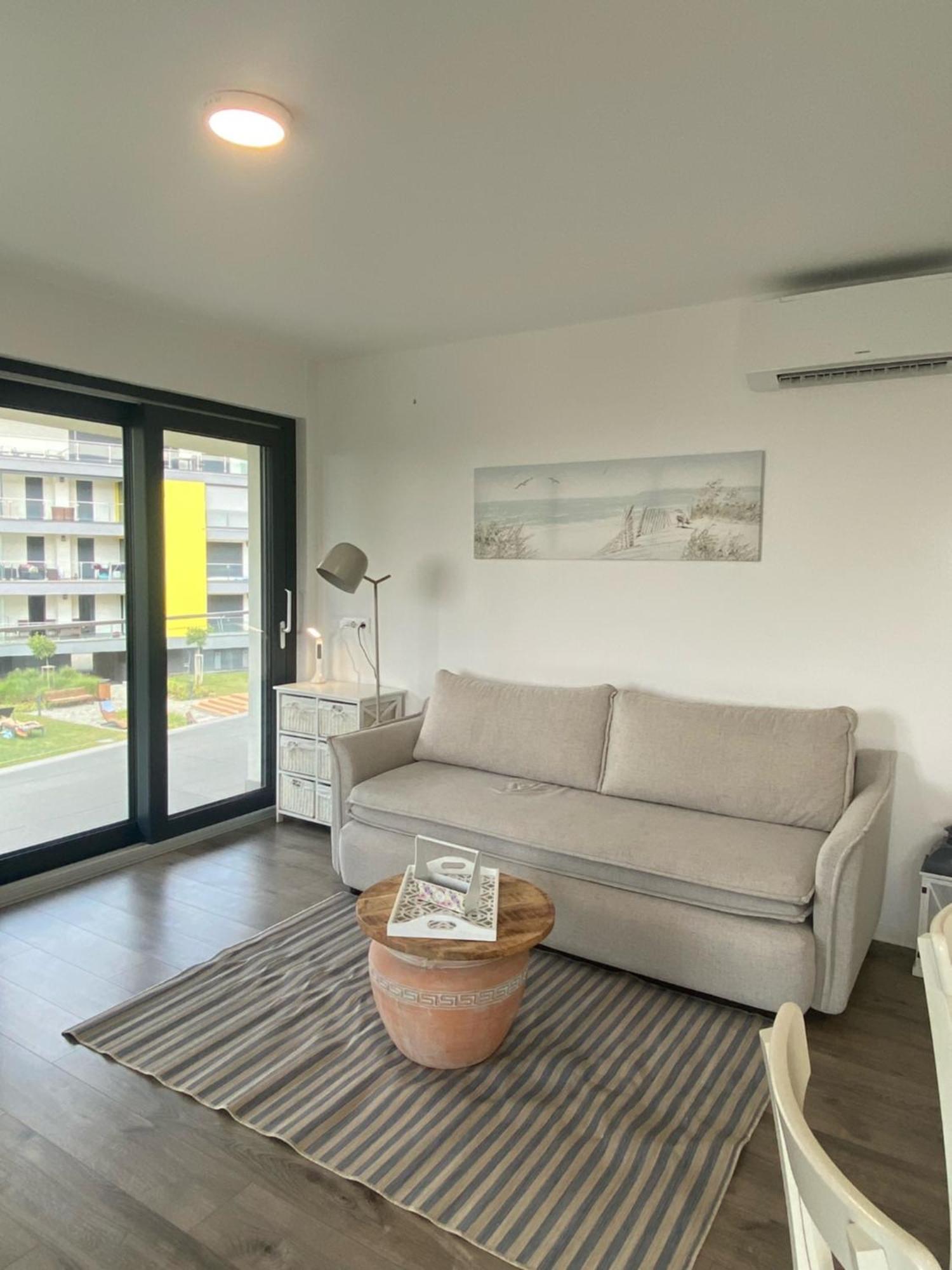 Casa Romana Apartmanok Siofok By Bltn Exterior photo